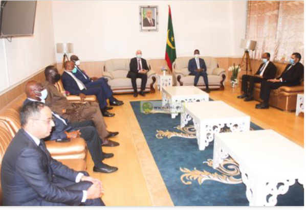 Le Premier ministre reçoit le président de la FIFA et les candidats à la présidence de la CAF Le Premier ministre reçoit le président de la FIFA et les candidats à la présidence de la CAF