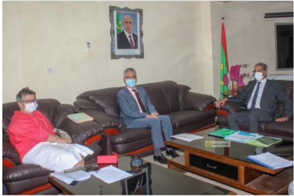 Examen des moyens de renforcement de la coopération entre la France et notre pays dans le domaine agricole Examen des moyens de renforcement de la coopération entre la France et notre pays dans le domaine agricole