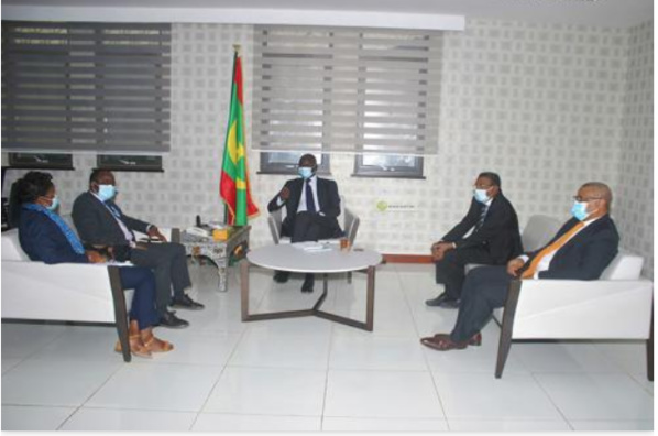 Le ministre des Affaires économiques reçoit l’ambassadeur chef de la Mission de l’OIM Le ministre des Affaires économiques reçoit l’ambassadeur chef de la Mission de l’OIM