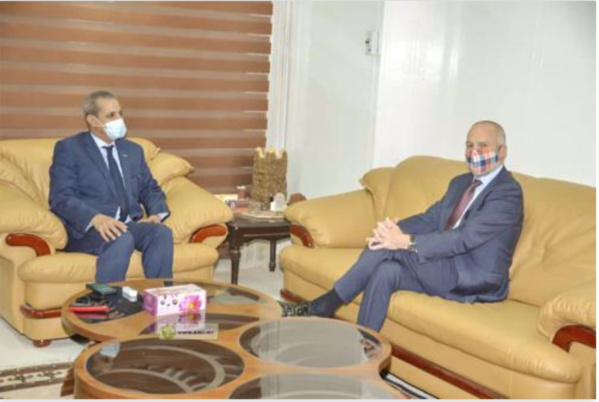 Le ministre de la Culture s'entretient avec l’ambassadeur britannique Le ministre de la Culture s'entretient avec l’ambassadeur britannique