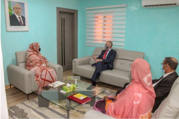 La ministre des Affaires sociales s’entretient avec l’ambassadeur britannique La ministre des Affaires sociales s’entretient avec l’ambassadeur britannique