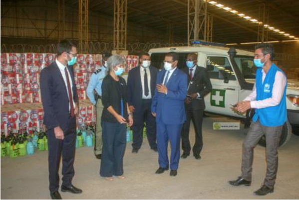 Le ministère de la Santé réceptionne trois ambulances équipées au profit du Hodh Echarghi