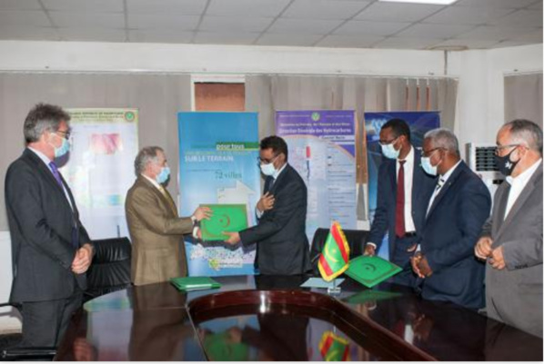 La Mauritanie et la société Cairn Energy signent contrat d'exploration-production