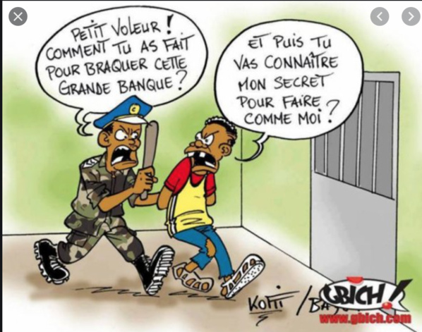 Sit-in devant le palais de justice appelant à la restitution des fonds volés Sit-in devant le palais de justice appelant à la restitution des fonds volés