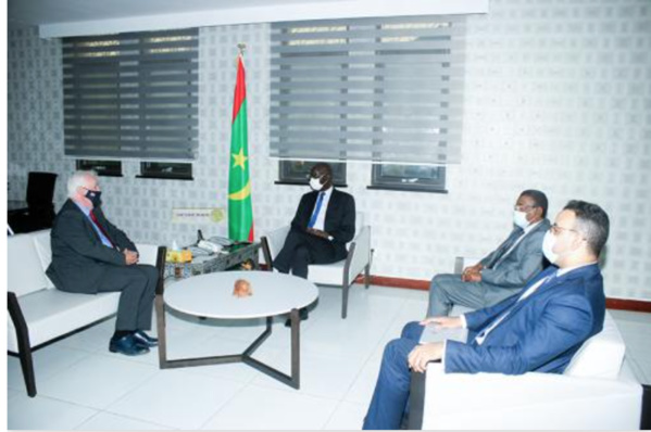 Le ministre des Affaires économiques s’entretient avec l’ambassadeur britannique Le ministre des Affaires économiques s’entretient avec l’ambassadeur britannique