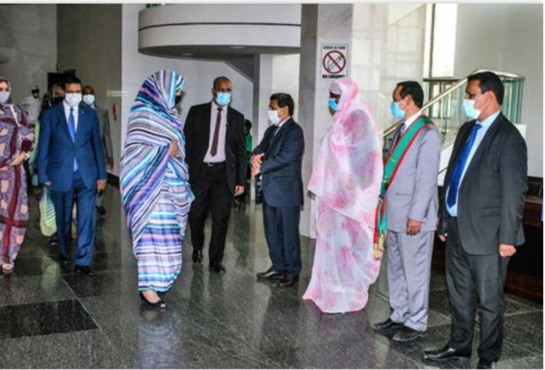 La Première Dame supervise une journée de sensibilisation aux problèmes d'infertilité La Première Dame supervise une journée de sensibilisation aux problèmes d'infertilité