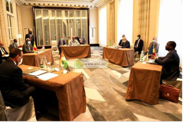 Le Président de la République participe à Paris à une réunion des Présidents du G5 Sahel Le Président de la République participe à Paris à une réunion des Présidents du G5 Sahel