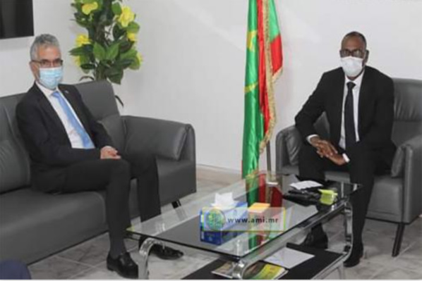 Le ministre de la Santé reçoit l'ambassadeur de France Le ministre de la Santé reçoit l'ambassadeur de France