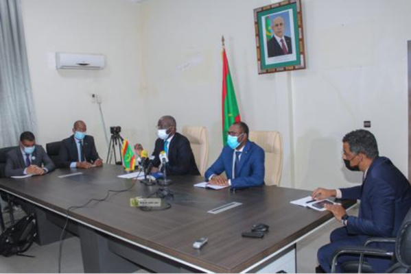 Discussions des mécanismes d'exécution d'une campagne de vaccination de 120 000 personnes contre le coronavirus Discussions des mécanismes d'exécution d'une campagne de vaccination de 120 000 personnes contre le coronavirus