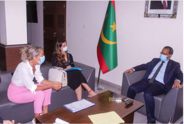 Le ministre de l’Équipement reçoit la Représentante Permanente du Gouvernement des Iles Canaries Le ministre de l’Équipement reçoit la Représentante Permanente du Gouvernement des Iles Canaries