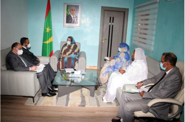 La ministre de l’Action sociale reçoit l’ambassadeur d’Égypte La ministre de l’Action sociale reçoit l’ambassadeur d’Égypte