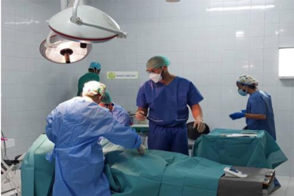 Une mission médicale espagnole effectue des interventions chirurgicales