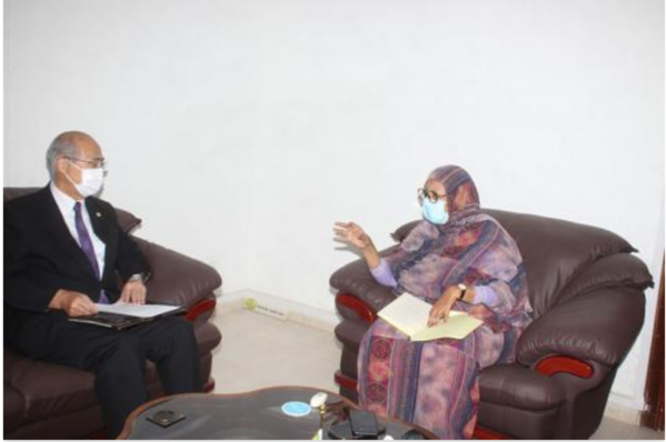 La commissaire à la Sécurité alimentaire s’entretient avec le l’ambassadeur du Japon La commissaire à la Sécurité alimentaire s’entretient avec le l’ambassadeur du Japon