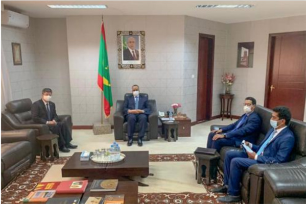 Le ministre des Affaires étrangères reçoit l’ambassadeur de Chine Le ministre des Affaires étrangères reçoit l’ambassadeur de Chine