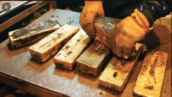 Le ministre du Pétrole et des Mines s'enquiert de l'avancement des travaux à la société Taziast Le ministre du Pétrole et des Mines s'enquiert de l'avancement des travaux à la société Taziast