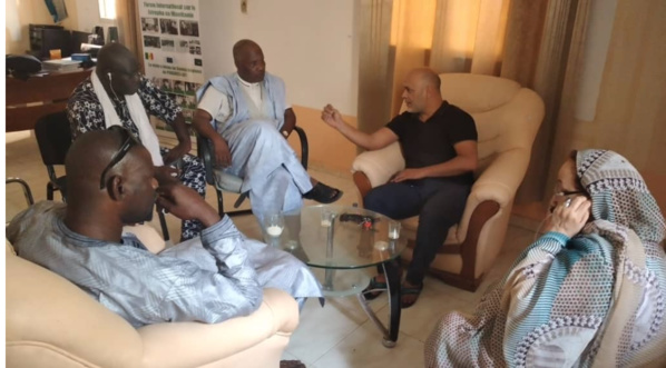 « Touche Pas à Mon Poisson », mouvement social mauritanien pour la bonne gestion des ressources halieutiques du pays « Touche Pas à Mon Poisson », mouvement social mauritanien pour la bonne gestion des ressources halieutiques du pays