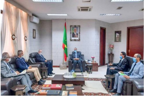 Le ministre des Affaires étrangères reçoit l'ambassadeur de Belgique Le ministre des Affaires étrangères reçoit l'ambassadeur de Belgique