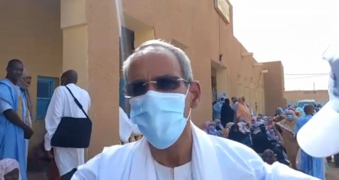 Vidéo : les populations de l'Adrar reconnaissantes envers SEM Cheikhna Ould Nenni, parrain d'une caravane médicale forte de 25 médecins de diverses spécialités