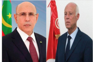 Le Président de la République reçoit un appel téléphonique du Président Tunisien Le Président de la République reçoit un appel téléphonique du Président Tunisien