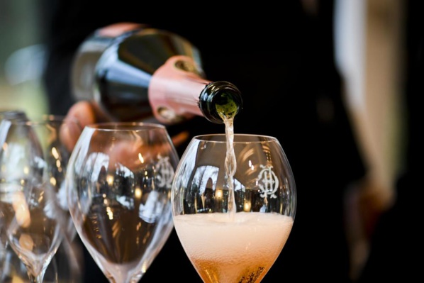 Alcool en Mauritanie : notre diplomatie tracasse les chancelleries mais épargne Kinross Tasiast
... Alcool en Mauritanie : notre diplomatie tracasse les chancelleries mais épargne Kinross Tasiast
...