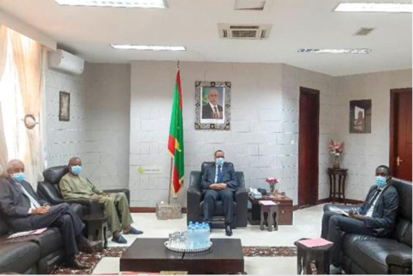 Le ministre des Affaires étrangères reçoit le Haut Représentant de l'UA au Mali et au Sahel Le ministre des Affaires étrangères reçoit le Haut Représentant de l'UA au Mali et au Sahel