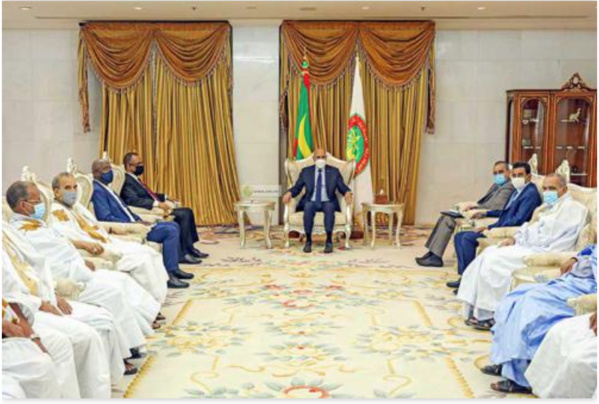 Le Président de la République reçoit le président du Patronat mauritanien en compagnie des importateurs Le Président de la République reçoit le président du Patronat mauritanien en compagnie des importateurs