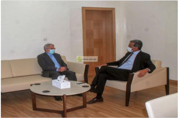 Le ministre des Pêches s’entretient avec l’ambassadeur d’Espagne Le ministre des Pêches s’entretient avec l’ambassadeur d’Espagne