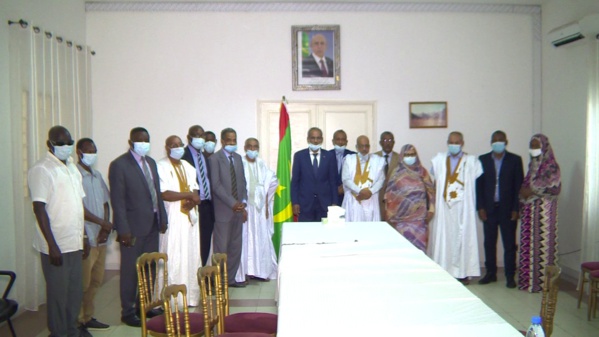 Photos : cérémonie d'au revoir à l'Ambassade de Mauritanie à Dakar en l'honneur de Cheikhna Nenni Moulaye Zeine Photos : cérémonie d'au revoir à l'Ambassade de Mauritanie à Dakar en l'honneur de Cheikhna Nenni Moulaye Zeine