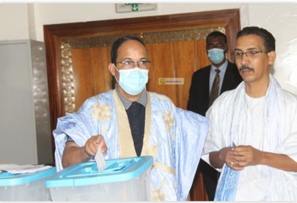 La Haute Cour de Justice élit son président et ses deux vice-présidents La Haute Cour de Justice élit son président et ses deux vice-présidents