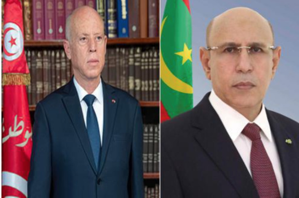 Le Président de la République s’entretient au téléphone avec son homologue tunisien