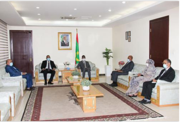 Le Premier Ministre reçoit le Secrétaire Exécutif du CILSS Le Premier Ministre reçoit le Secrétaire Exécutif du CILSS