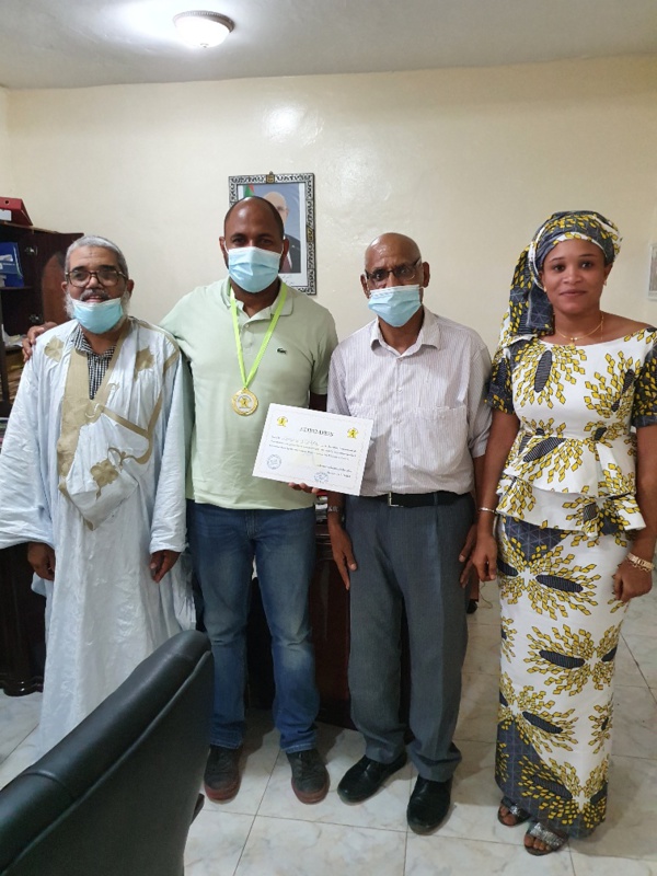 Le maire de sebkha Aboubacar Soumaré honoré par le marathon international de Nouadhibou Le maire de sebkha Aboubacar Soumaré honoré par le marathon international de Nouadhibou