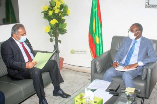 Le ministre de la Santé reçoit l’ambassadeur palestinien Le ministre de la Santé reçoit l’ambassadeur palestinien