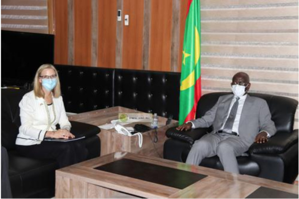 Le ministre de l’intérieur s’entretient avec l’ambassadrice des États Unis d’Amérique Le ministre de l’intérieur s’entretient avec l’ambassadrice des États Unis d’Amérique