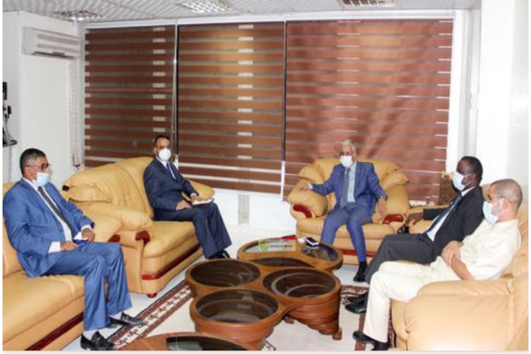 Le ministre de la Culture reçoit l'ambassadeur égyptien Le ministre de la Culture reçoit l'ambassadeur égyptien