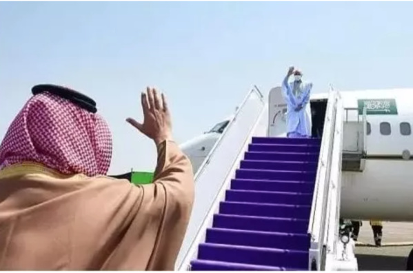 Retour à Nouakchott du Président après un séjour privé en Arabie saoudite Retour à Nouakchott du Président après un séjour privé en Arabie saoudite