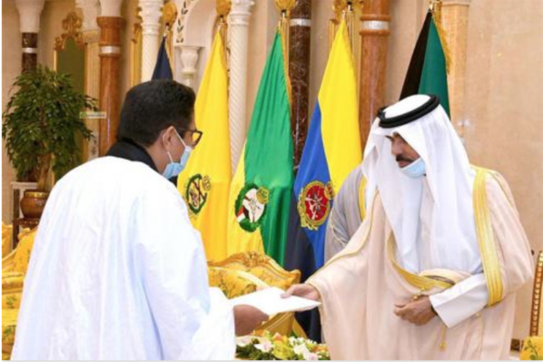 L'ambassadeur de Mauritanie auprès de l'Etat du Koweït présente ses lettres de créance L'ambassadeur de Mauritanie auprès de l'Etat du Koweït présente ses lettres de créance