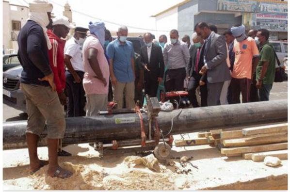 Le ministre de l’hydraulique visite les blocs 6 et 10 du réseau d’extension de Nouakchott