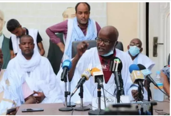 Saad appelle à rédiger une constitution qui "garantit les droits des citoyens" Saad appelle à rédiger une constitution qui "garantit les droits des citoyens"