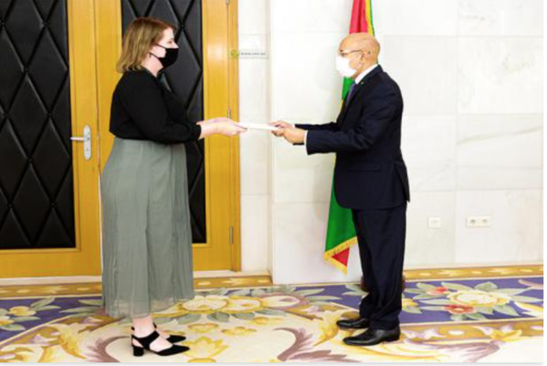 Le Président de la République reçoit les lettres de créances de l’ambassadrice du Canada Le Président de la République reçoit les lettres de créances de l’ambassadrice du Canada