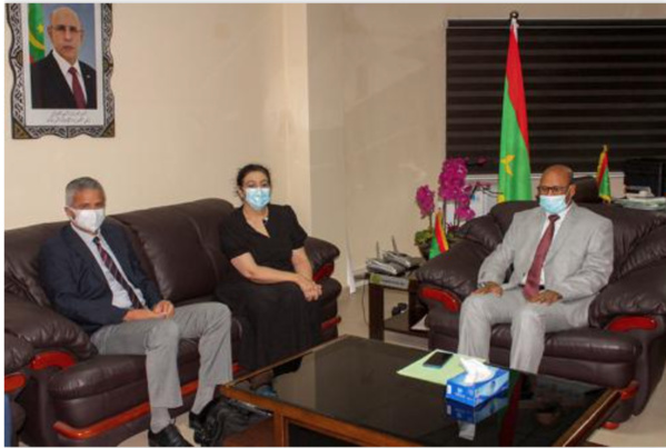 Le ministre de l'Agriculture reçoit le directeur du Département Moyen Orient Afrique du Nord à la Banque Mondiale Le ministre de l'Agriculture reçoit le directeur du Département Moyen Orient Afrique du Nord à la Banque Mondiale