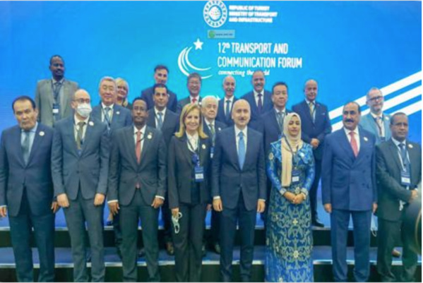 Le ministre de l’Équipement assiste à la cérémonie d’ouverture du 12ème forum du transport à Istanbul Le ministre de l’Équipement assiste à la cérémonie d’ouverture du 12ème forum du transport à Istanbul