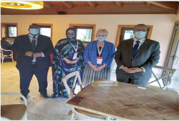 Le ministre des Affaires étrangères rencontre le président de la commission de l’UA Le ministre des Affaires étrangères rencontre le président de la commission de l’UA