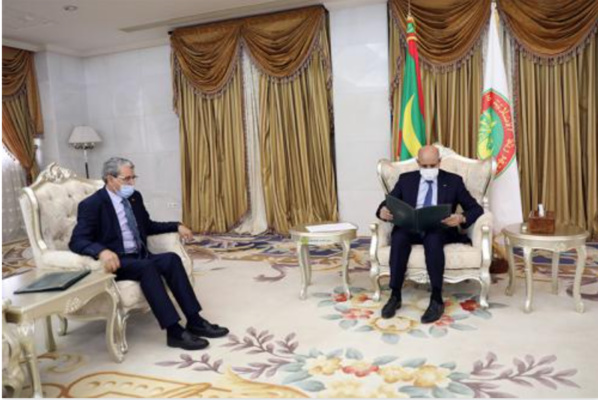 Le Président de la République reçoit un message écrit de son homologue algérien Le Président de la République reçoit un message écrit de son homologue algérien