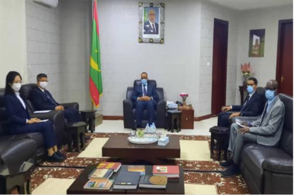 Le ministre des Affaires étrangères s’entretient avec l’ambassadeur de Chine Le ministre des Affaires étrangères s’entretient avec l’ambassadeur de Chine