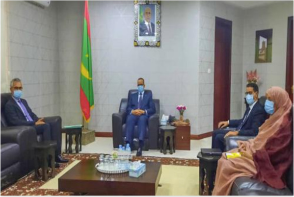 Le ministre des Affaires étrangères s’entretient avec l’ambassadeur de France Le ministre des Affaires étrangères s’entretient avec l’ambassadeur de France