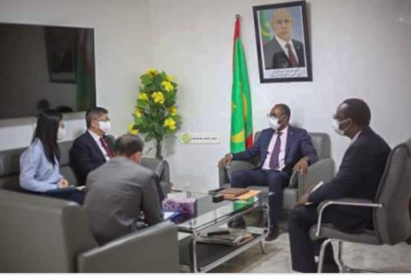 Le ministre de la Santé reçoit l’ambassadeur de Chine Le ministre de la Santé reçoit l’ambassadeur de Chine