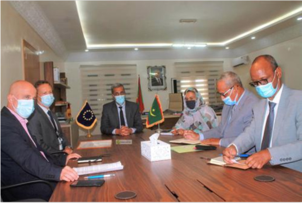 Le ministre des pêches reçoit l’ambassadeur chef de délégation de l’UE Le ministre des pêches reçoit l’ambassadeur chef de délégation de l’UE