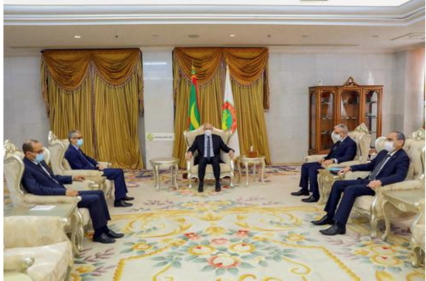 Le Président de la République reçoit le directeur général de l’ALESCO Le Président de la République reçoit le directeur général de l’ALESCO