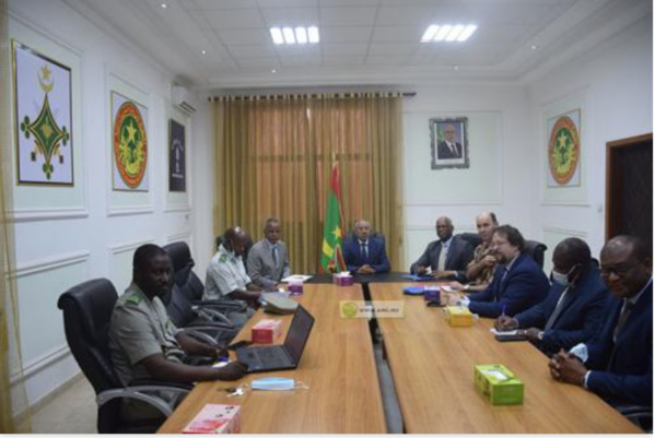 Le ministre de la Défense nationale reçoit une délégation de la MINUSMA Le ministre de la Défense nationale reçoit une délégation de la MINUSMA